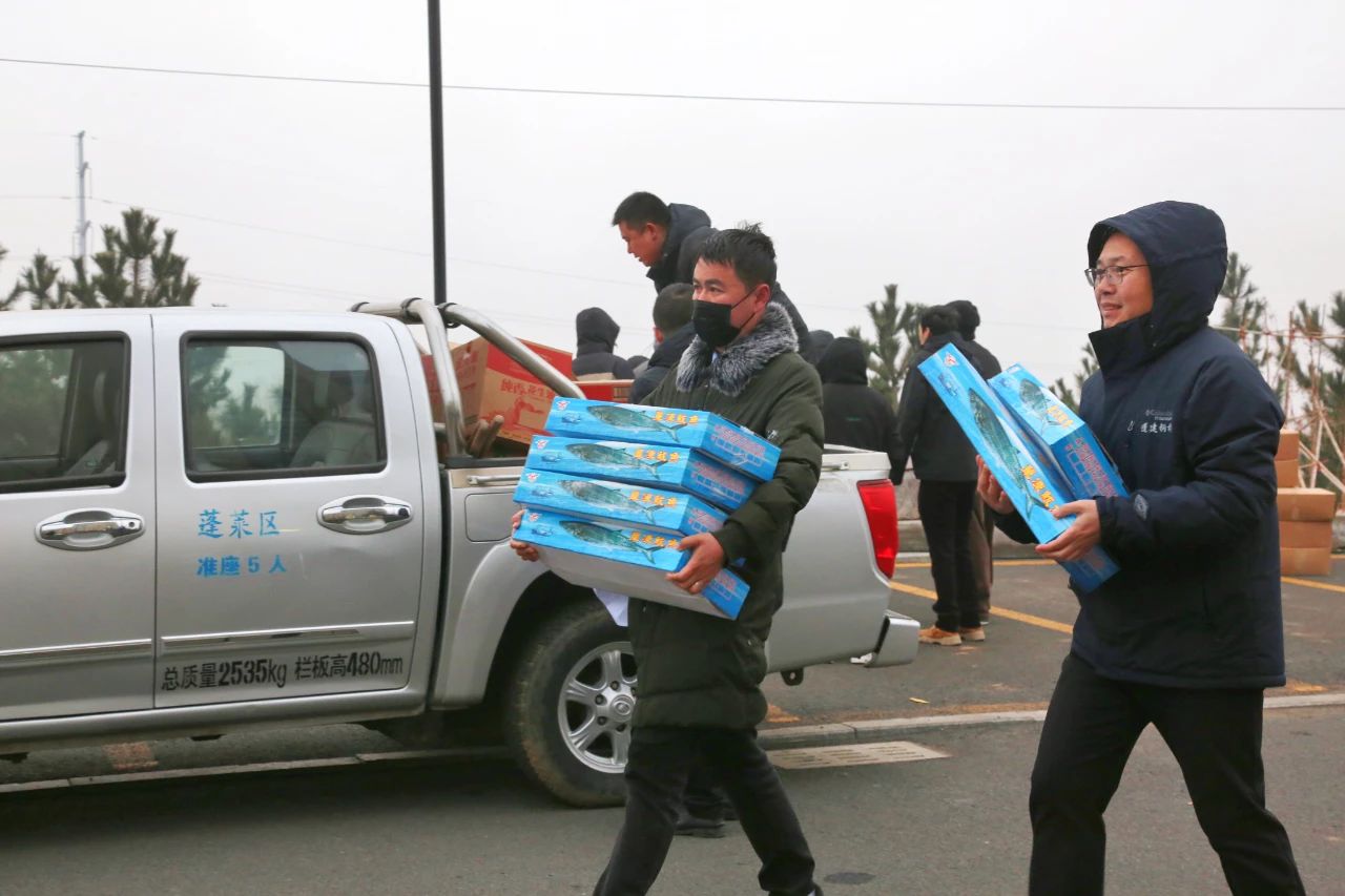 有一种年味儿叫公司发年货啦!(图2) 有一种年味儿叫公司发年货啦!(图2)