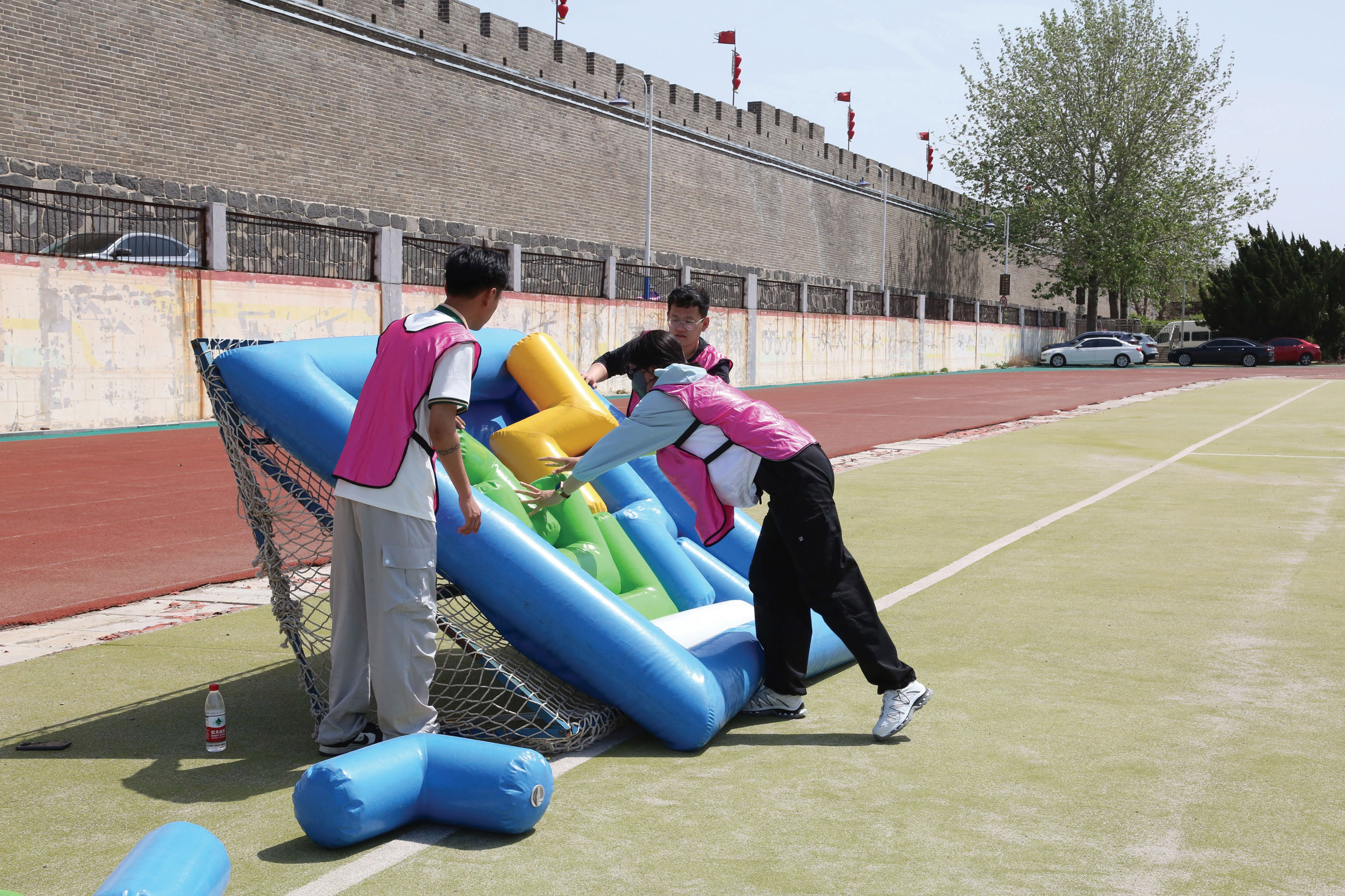 趣享运动 团聚青春 ——集团公司“五·四”青年节趣味运动会活动侧记(图7) 趣享运动 团聚青春 ——集团公司“五·四”青年节趣味运动会活动侧记(图7)