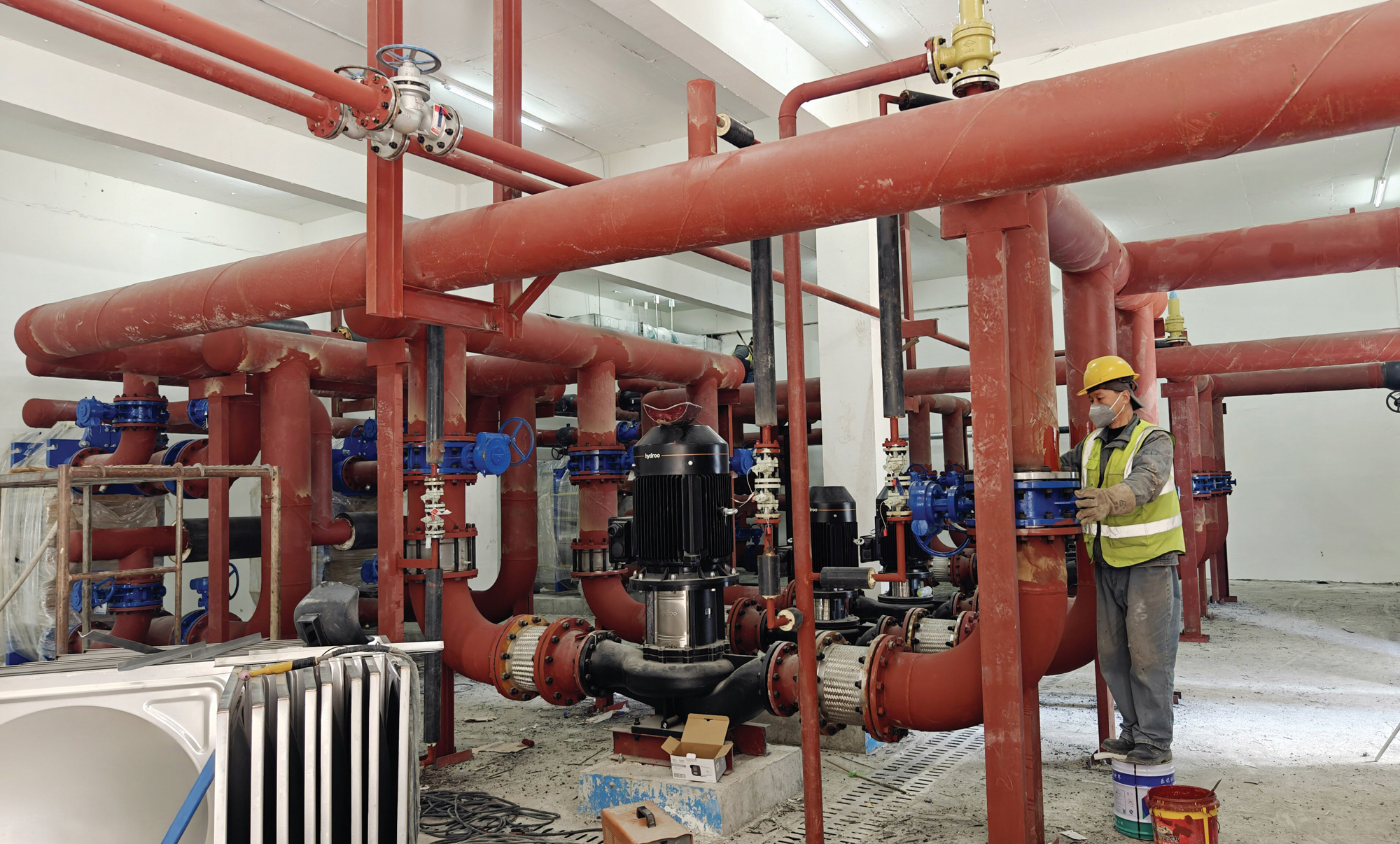 奋进春天里,管网建设忙 ——滨海热力供热管网施工项目按下建设“快进键”(图2) 奋进春天里,管网建设忙 ——滨海热力供热管网施工项目按下建设“快进键”(图2)