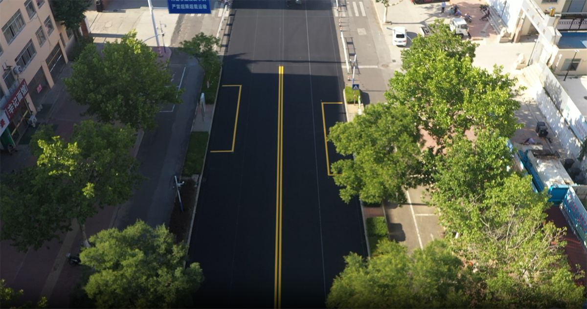 昼夜施工不停歇 全力以赴保畅通 ——登州路(南环路—蓬泉路)道路排水改造工程纪实(图3) 昼夜施工不停歇 全力以赴保畅通 ——登州路(南环路—蓬泉路)道路排水改造工程纪实(图3)