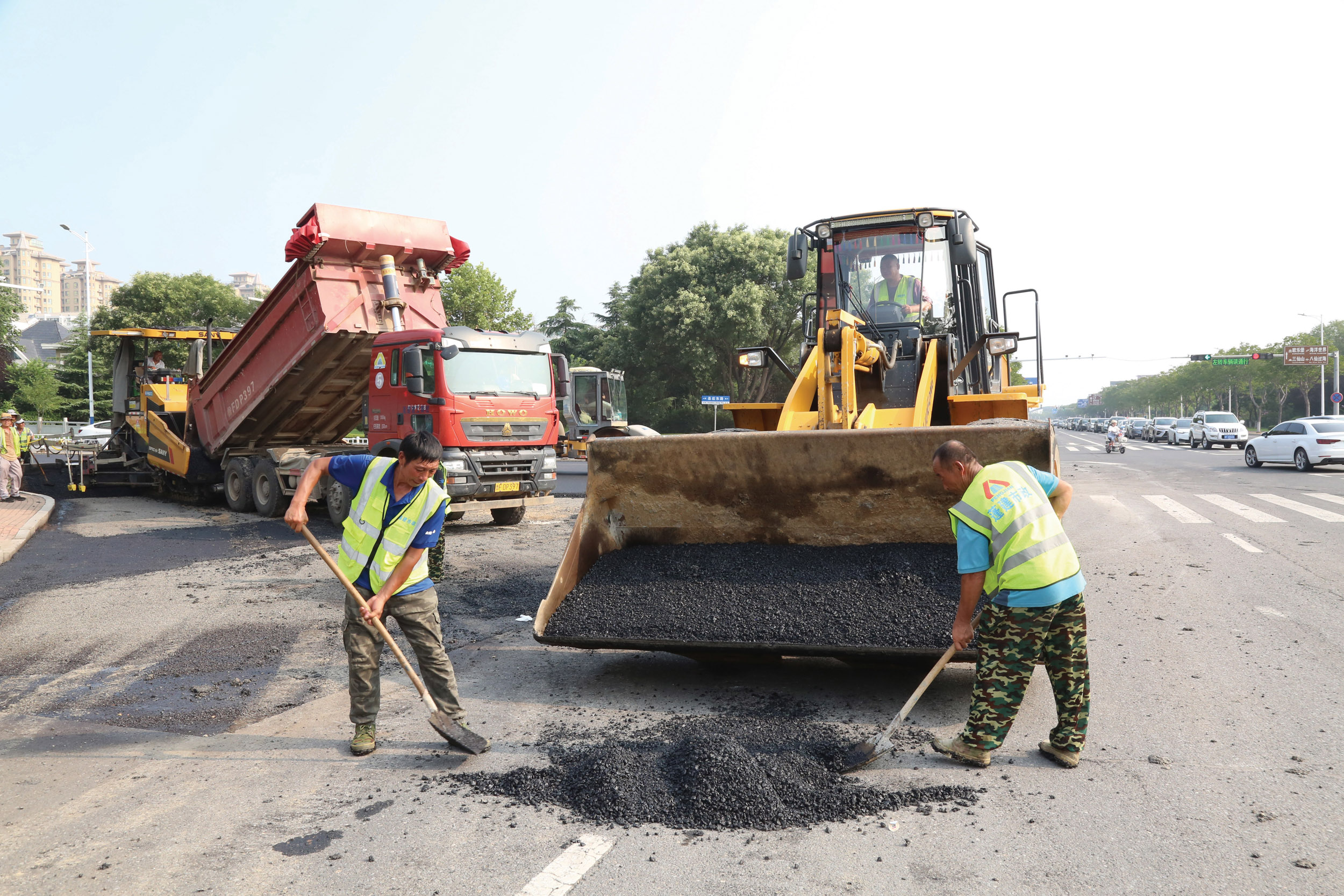 市政速度再加持 县后东路旧貌换新颜(图2) 市政速度再加持 县后东路旧貌换新颜(图2)