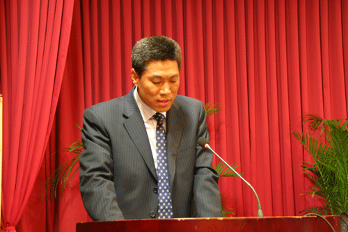 集团公司召开2010年总结表彰暨2011年动员大会(图6) 集团公司召开2010年总结表彰暨2011年动员大会(图6)