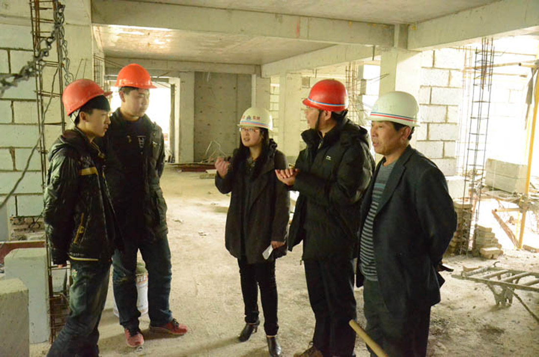 集团公司领导走访慰问高职冠名班实习学生(图1) 集团公司领导走访慰问高职冠名班实习学生(图1)