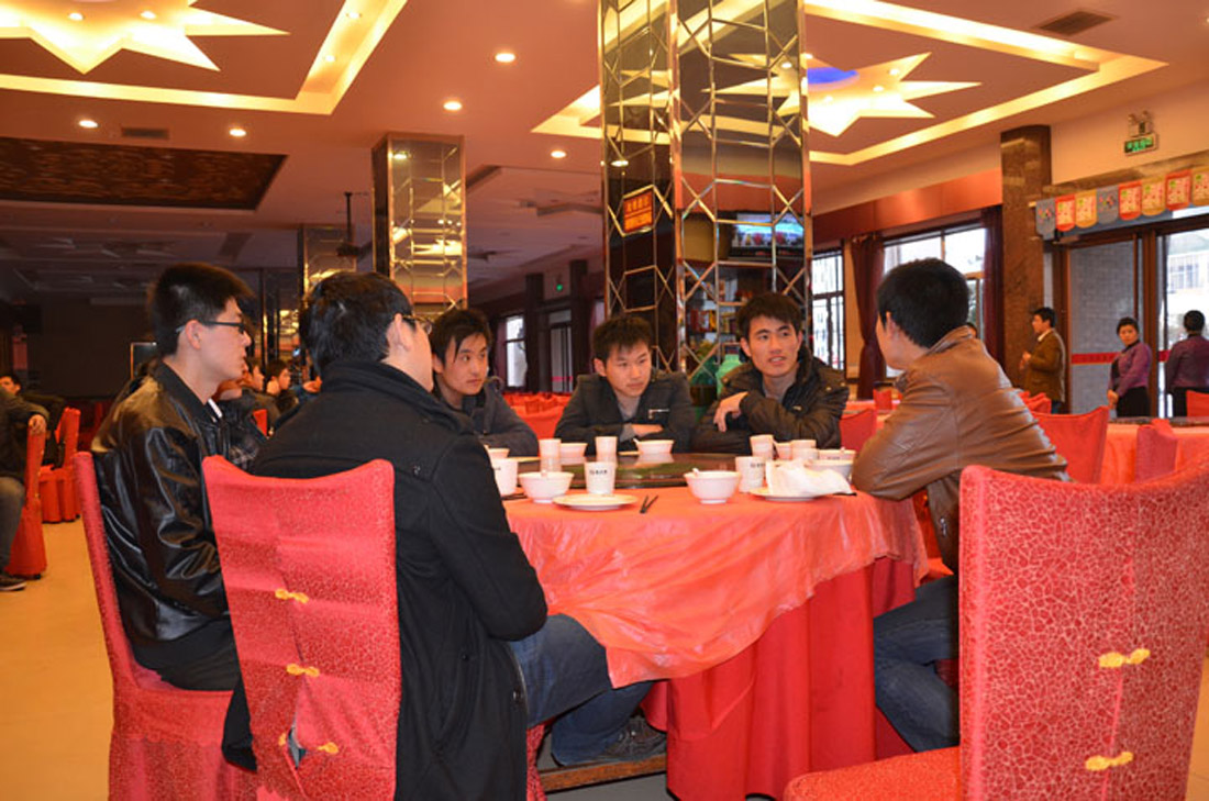 “三月,男人也过节”——记集团公司第九期大学生活动日(图2) “三月,男人也过节”——记集团公司第九期大学生活动日(图2)